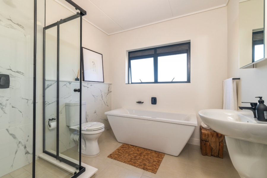 To Let 1 Bedroom Property for Rent in The Huntsman Western Cape